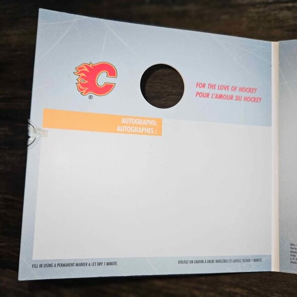 2008 - 2009 Calgary Flames Coin Set - collectible - Picture 4 of 4